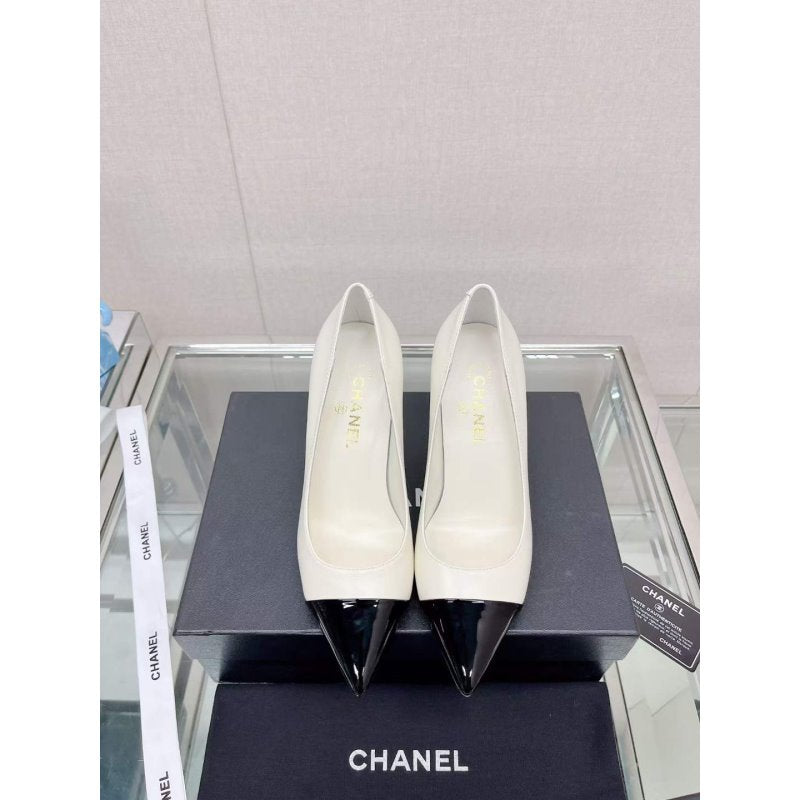 Chanel Coco Pointy Heeled Shoes SHS05464