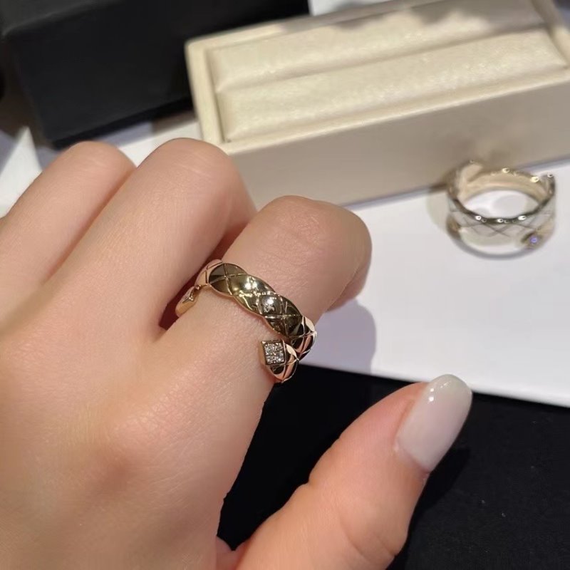 Chanel Diamond Plaid Ring JWL00807