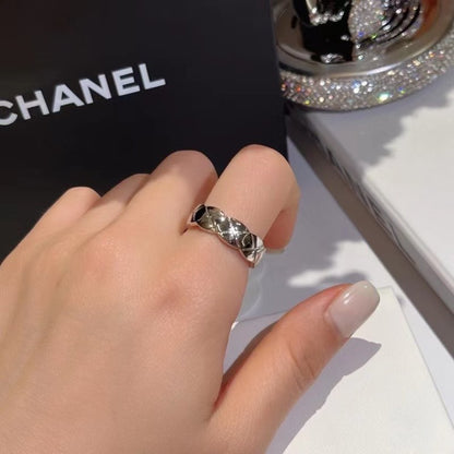 Chanel Diamond Plaid Ring JWL00809