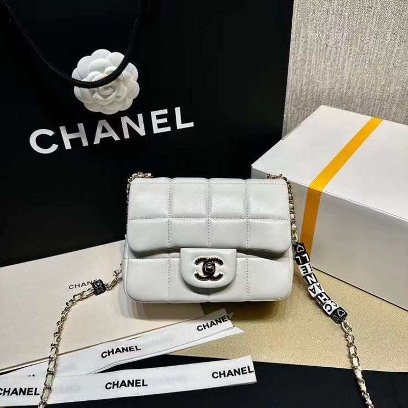 Chanel Flap Bag BGMP1208