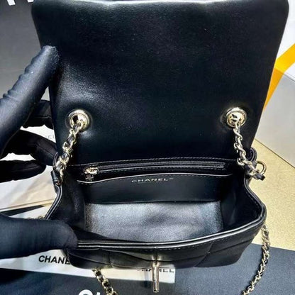 Chanel Flap Bag BGMP1209