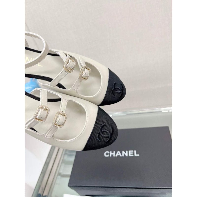 Chanel Flat Sandals SHS05642