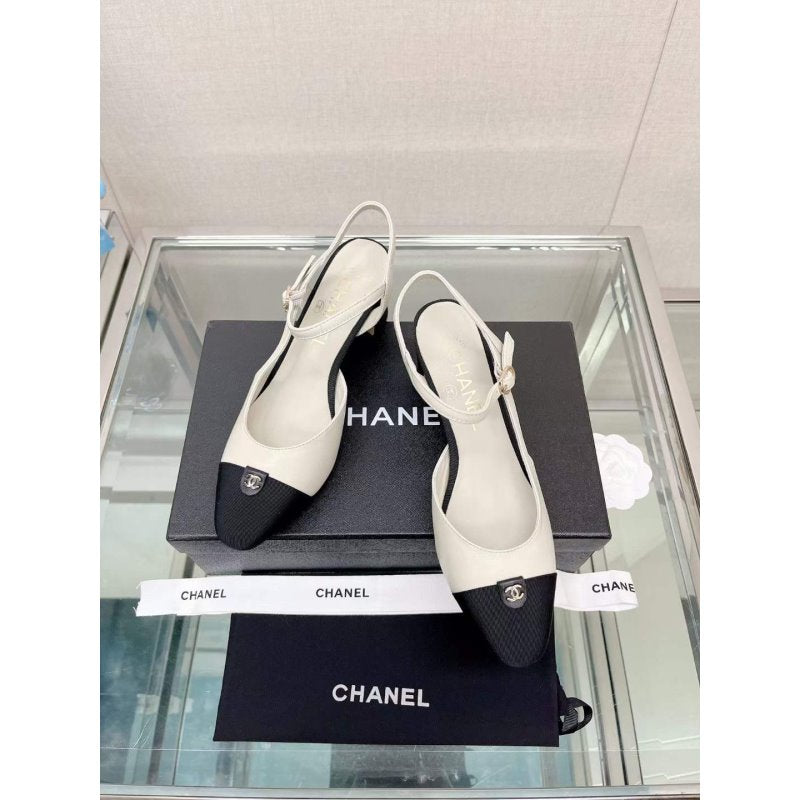 Chanel Flat Sandals SHS05652