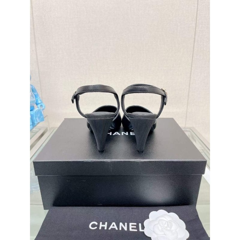 Chanel Flat Sandals SHS05657