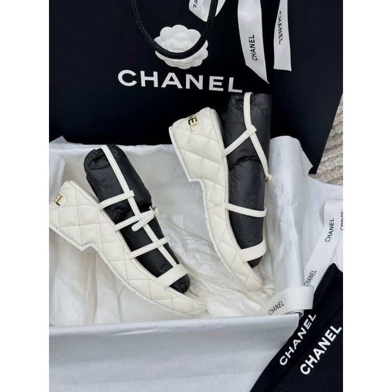 Chanel Linggepo Sandals SHS05365