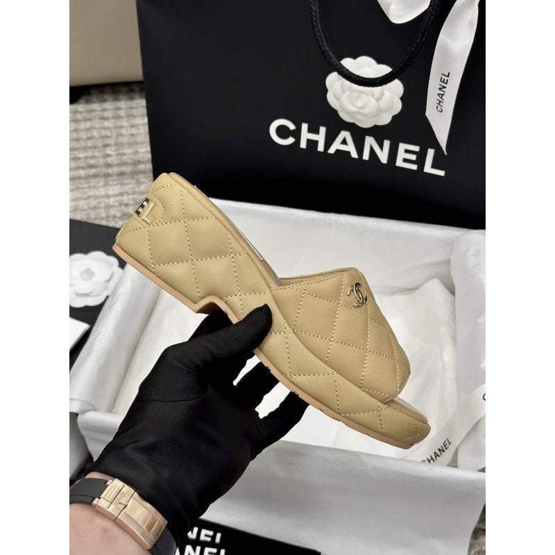 Chanel Linggepo Slippers SHS05362