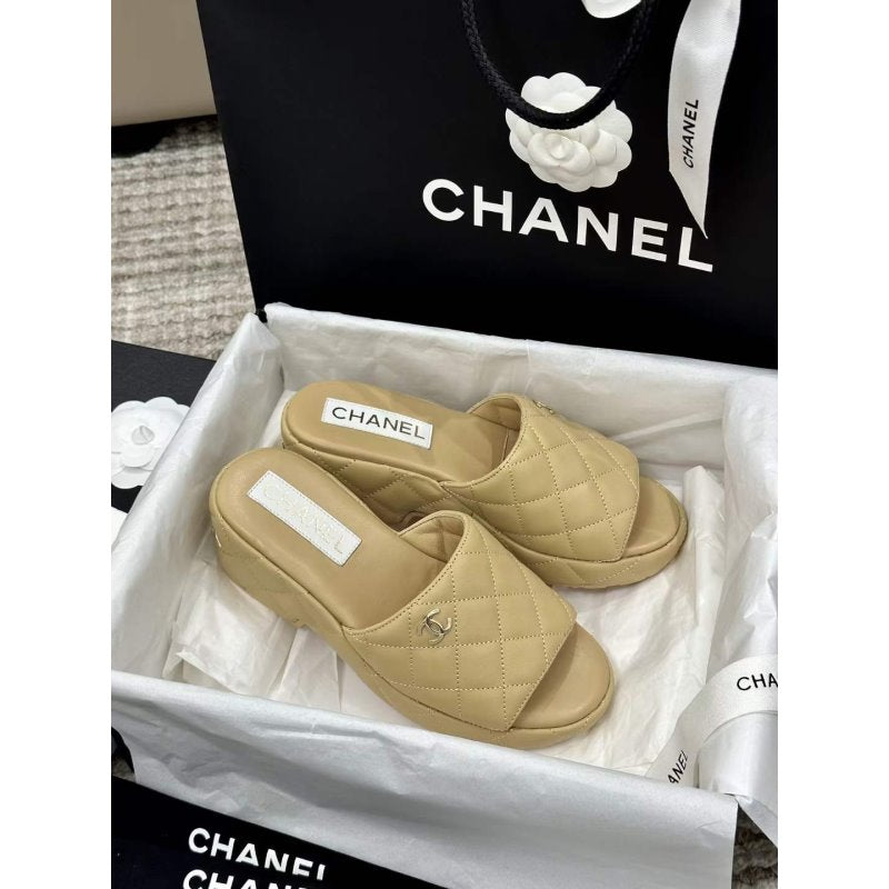 Chanel Linggepo Slippers SHS05362