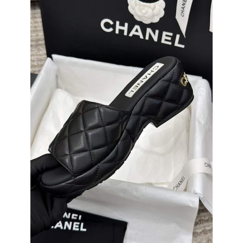 Chanel Linggepo Slippers SHS05364