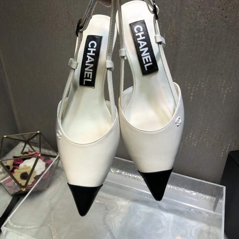 Chanel Pointed Sandals SHS05357