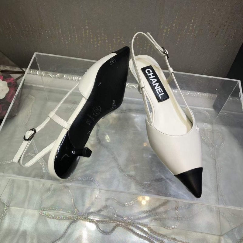 Chanel Pointed Sandals SHS05357