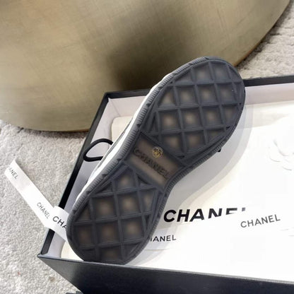 Chanel Sneakers SHS05330