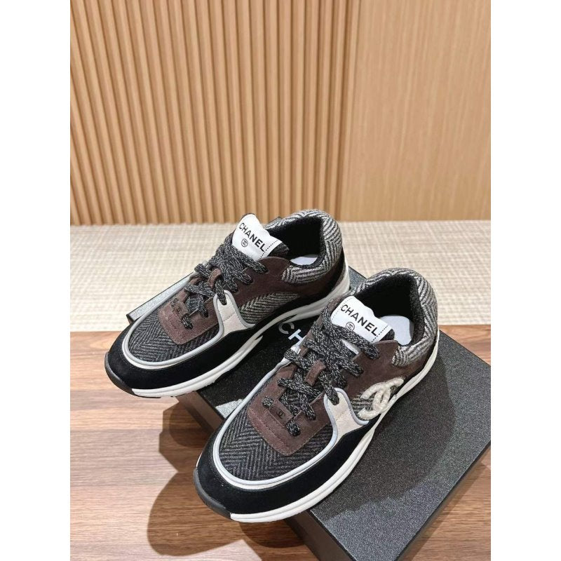 Chanel Sneakers SHS05347