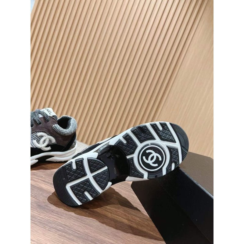 Chanel Sneakers SHS05347