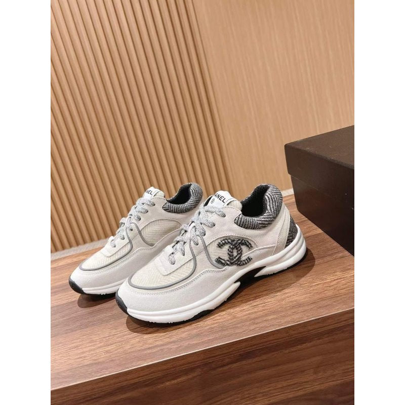 Chanel Sneakers SHS05350