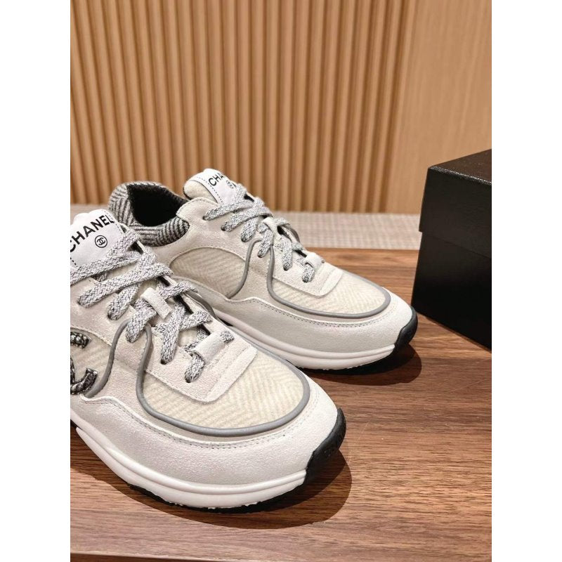 Chanel Sneakers SHS05350