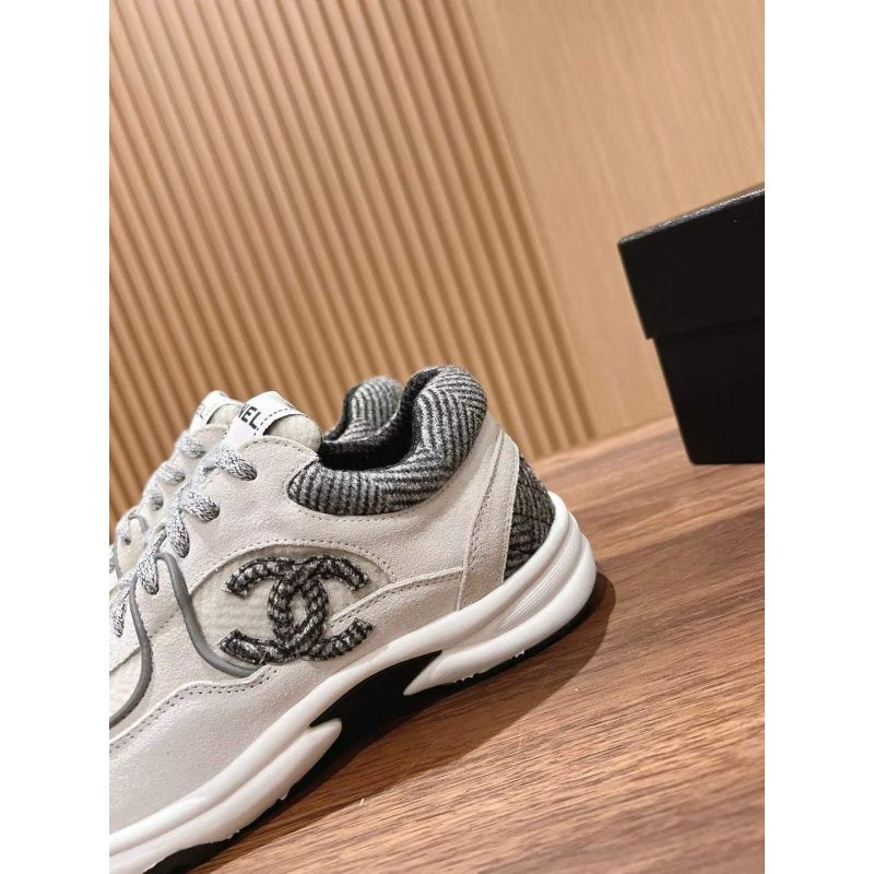 Chanel Sneakers SHS05350