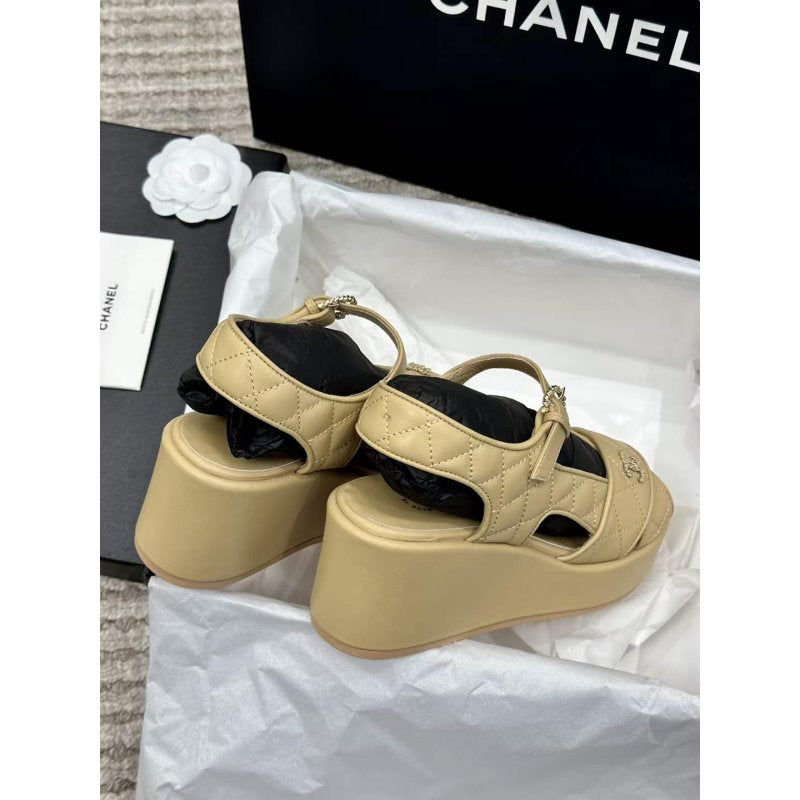 Chanel Wedge Sandals SHS05358