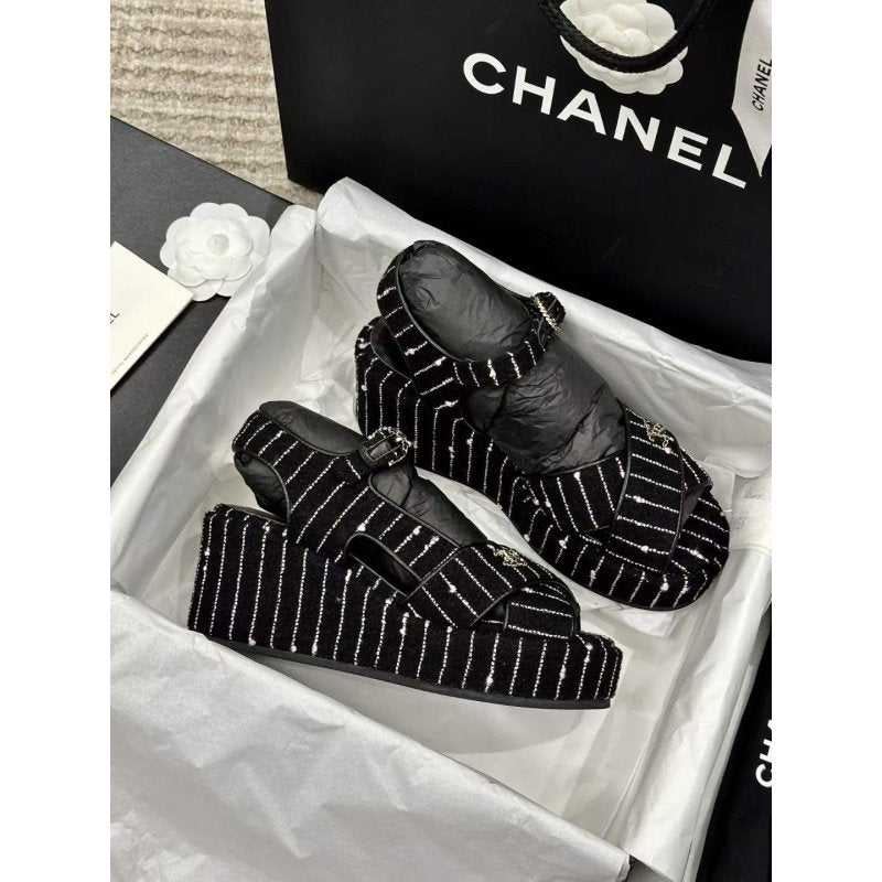 Chanel Wedge Sandals SHS05361