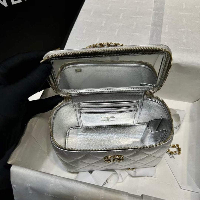 Chanel Box Bag BG02165