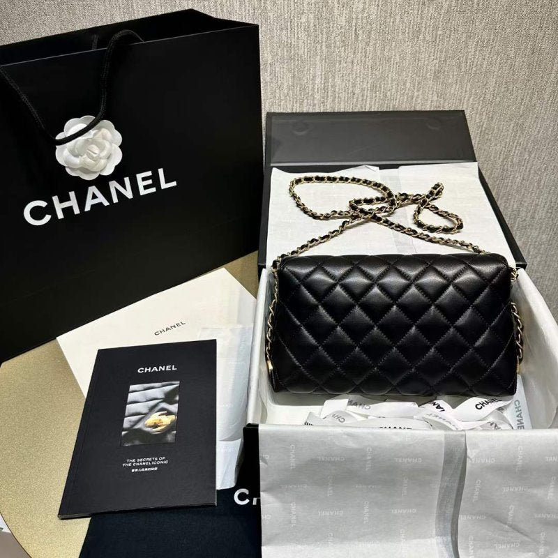 Chanel Chain Bag BG02132