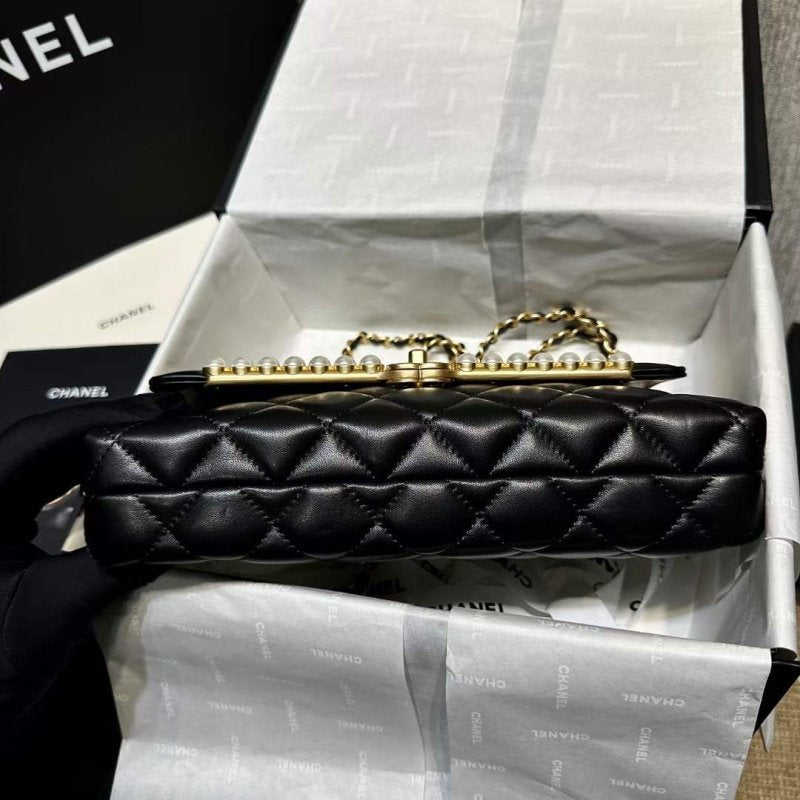 Chanel Chain Bag BG02132