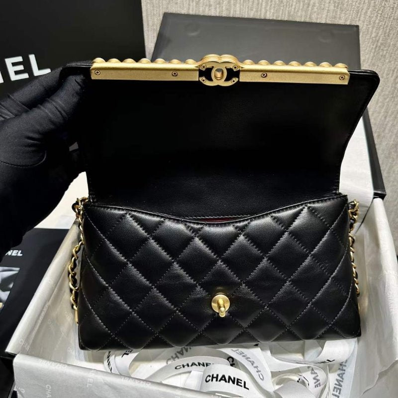 Chanel Chain Bag BG02132