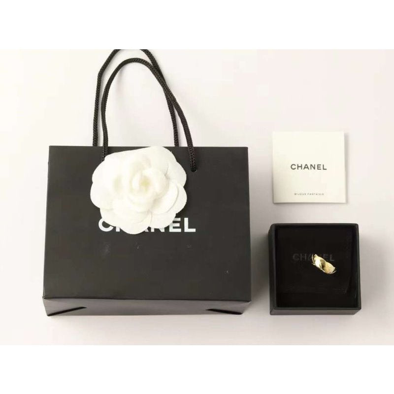 Chanel Diamond Ring JWL00191