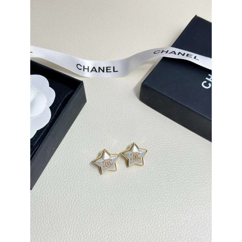 Chanel Double C Stud JWL00235
