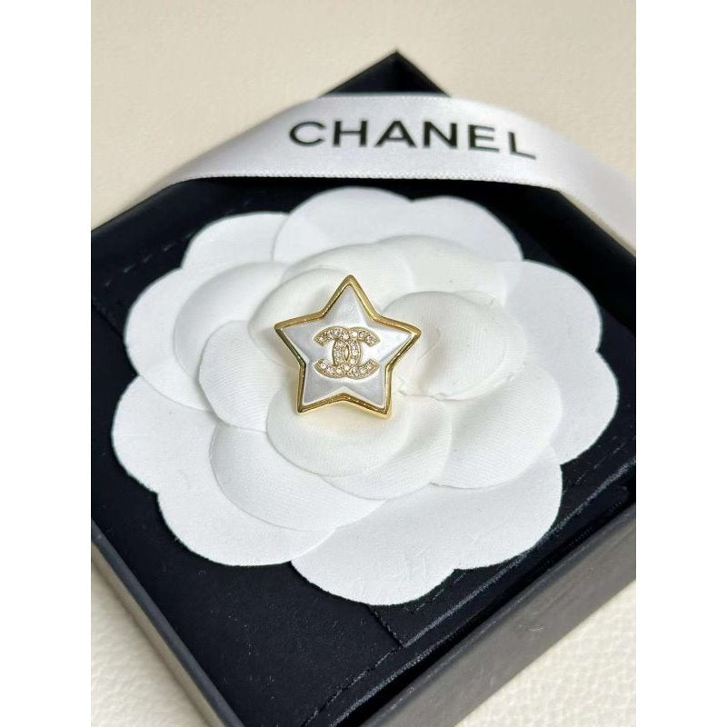 Chanel Double C Stud JWL00235