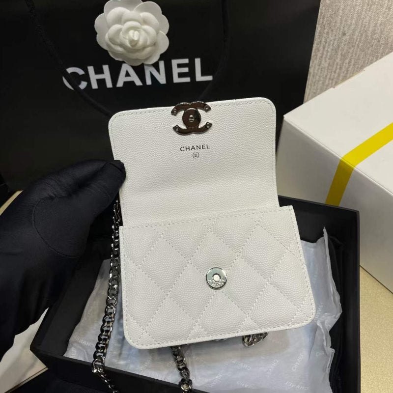 Chanel Enamel Handle Bag BG02146