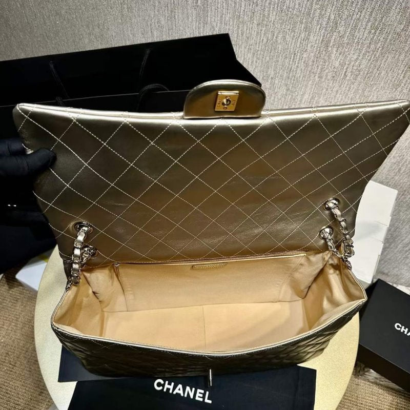 Chanel Flap Bag BG02134