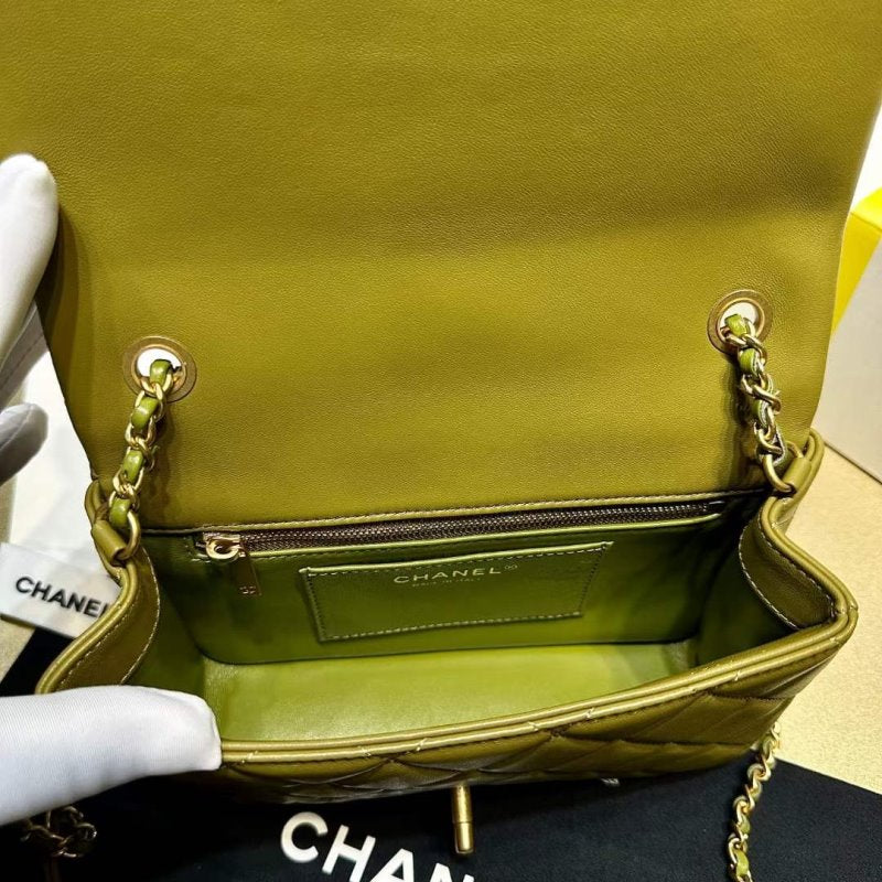 Chanel Flap Bag BG02142