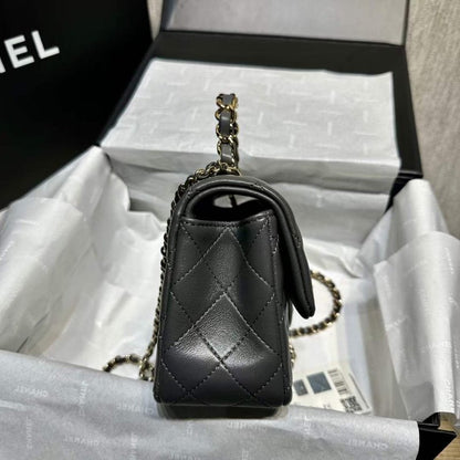 Chanel Flap Bag BG02154