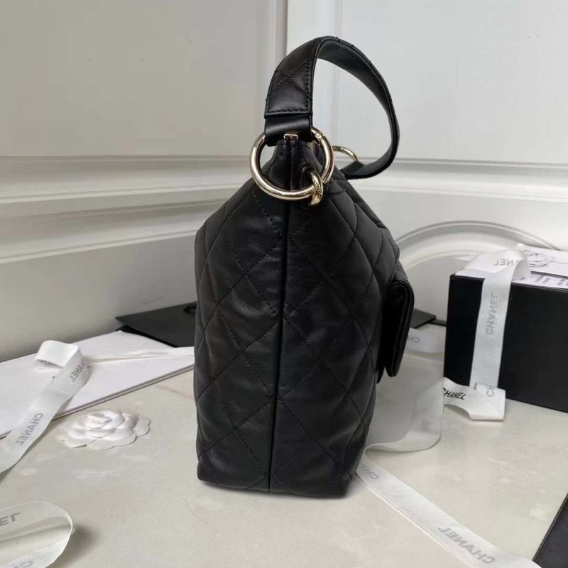 Chanel Hippie Hobo Bag BGMP1711