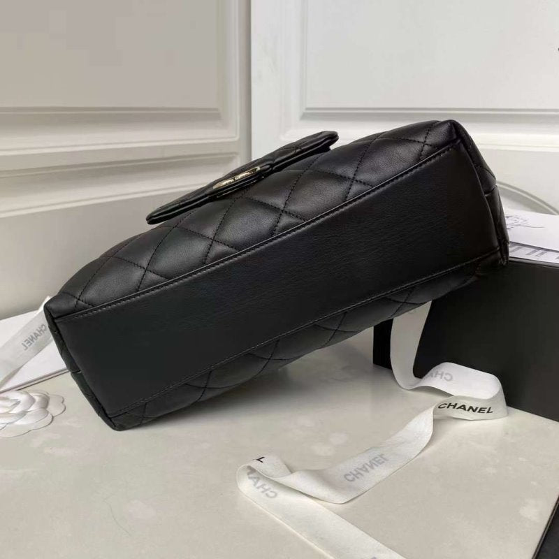 Chanel Hippie Hobo Bag BGMP1711