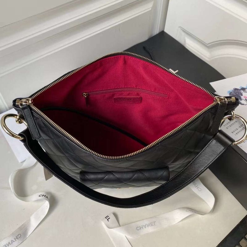 Chanel Hippie Hobo Bag BGMP1711
