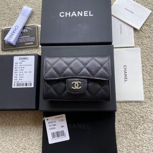 Chanel Leather Wallet WB001279