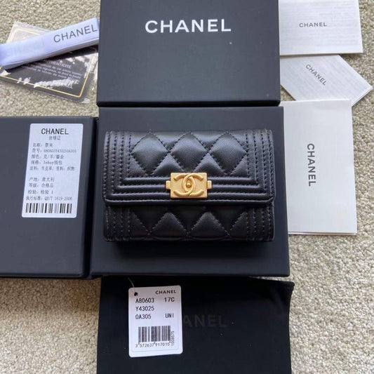 Chanel Leather Wallet WB001283