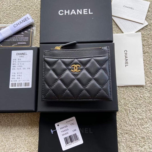 Chanel Leather Wallet WB001285