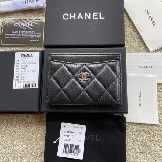 Chanel Leather Wallet WB001291