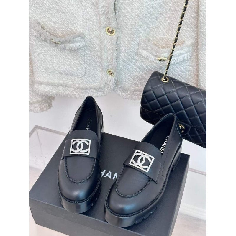 Chanel Loafers SH00065