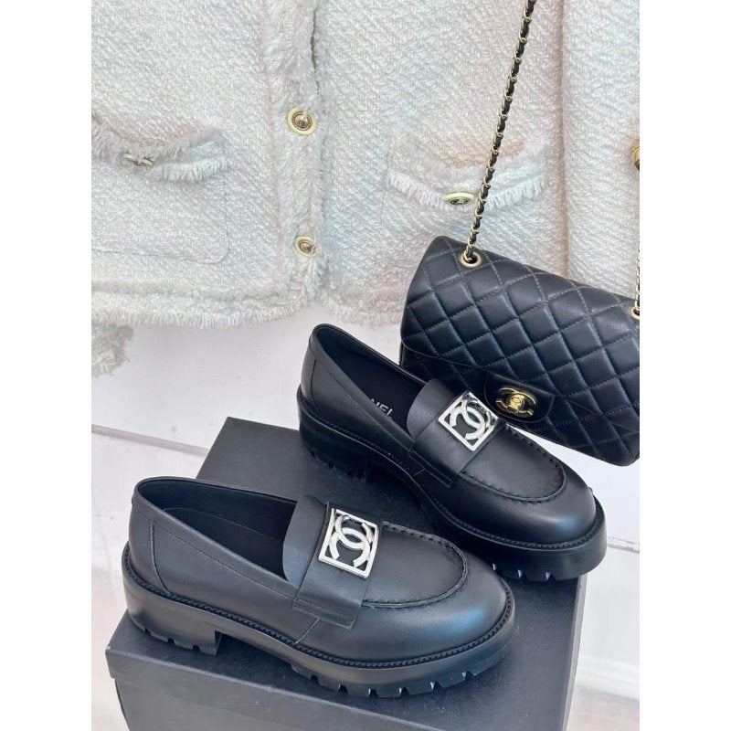 Chanel Loafers SH00065