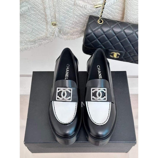 Chanel Loafers SH00066