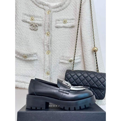 Chanel Loafers SH00066