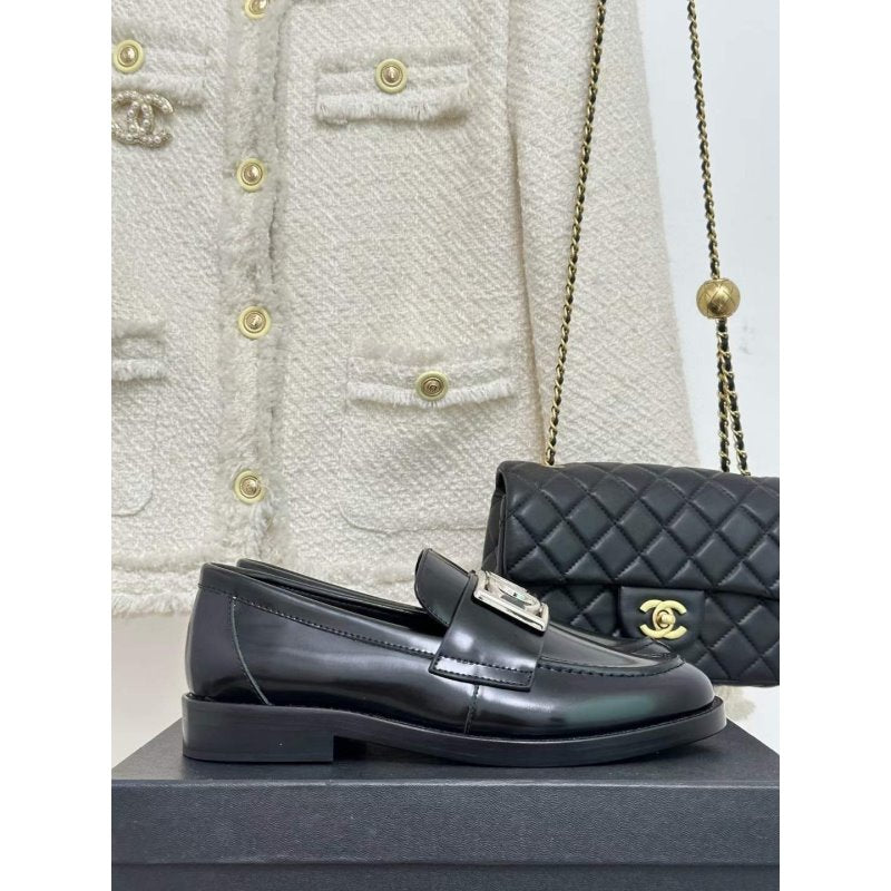 Chanel Loafers SH00068