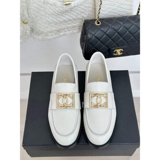 Chanel Loafers SH00069