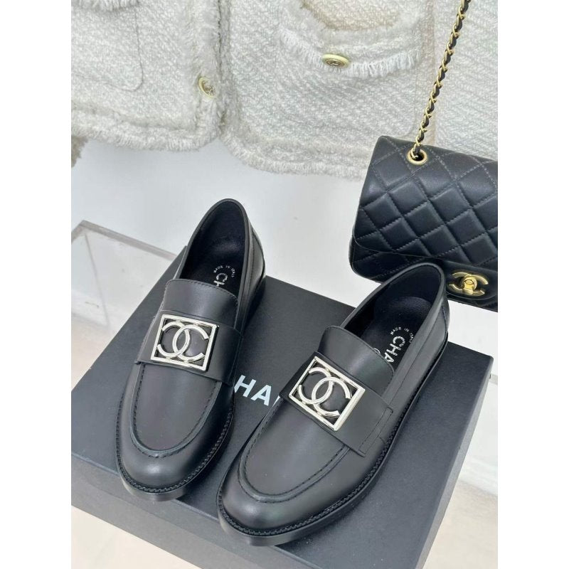 Chanel Loafers SH00070