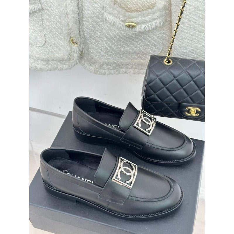 Chanel Loafers SH00070