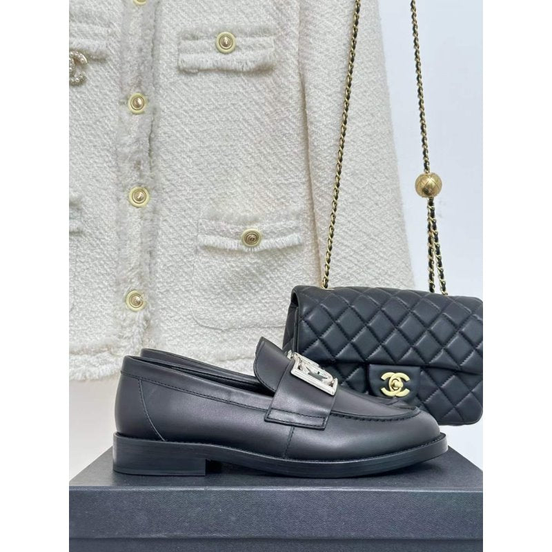 Chanel Loafers SH00070