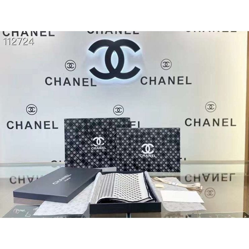 Chanel Silk and Cashmere Scarf SS001216